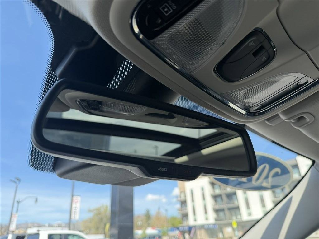 Used 2015 Jeep Cherokee Trailhawk w/ Comfort/Convenience Group image 35