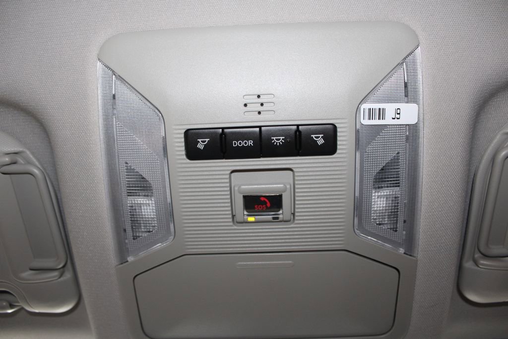 Used 2021 Toyota RAV4 XLE image 35