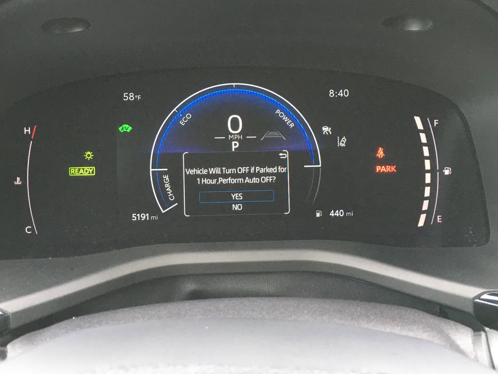 Used 2025 Toyota Camry SE AWD/4WD image 2