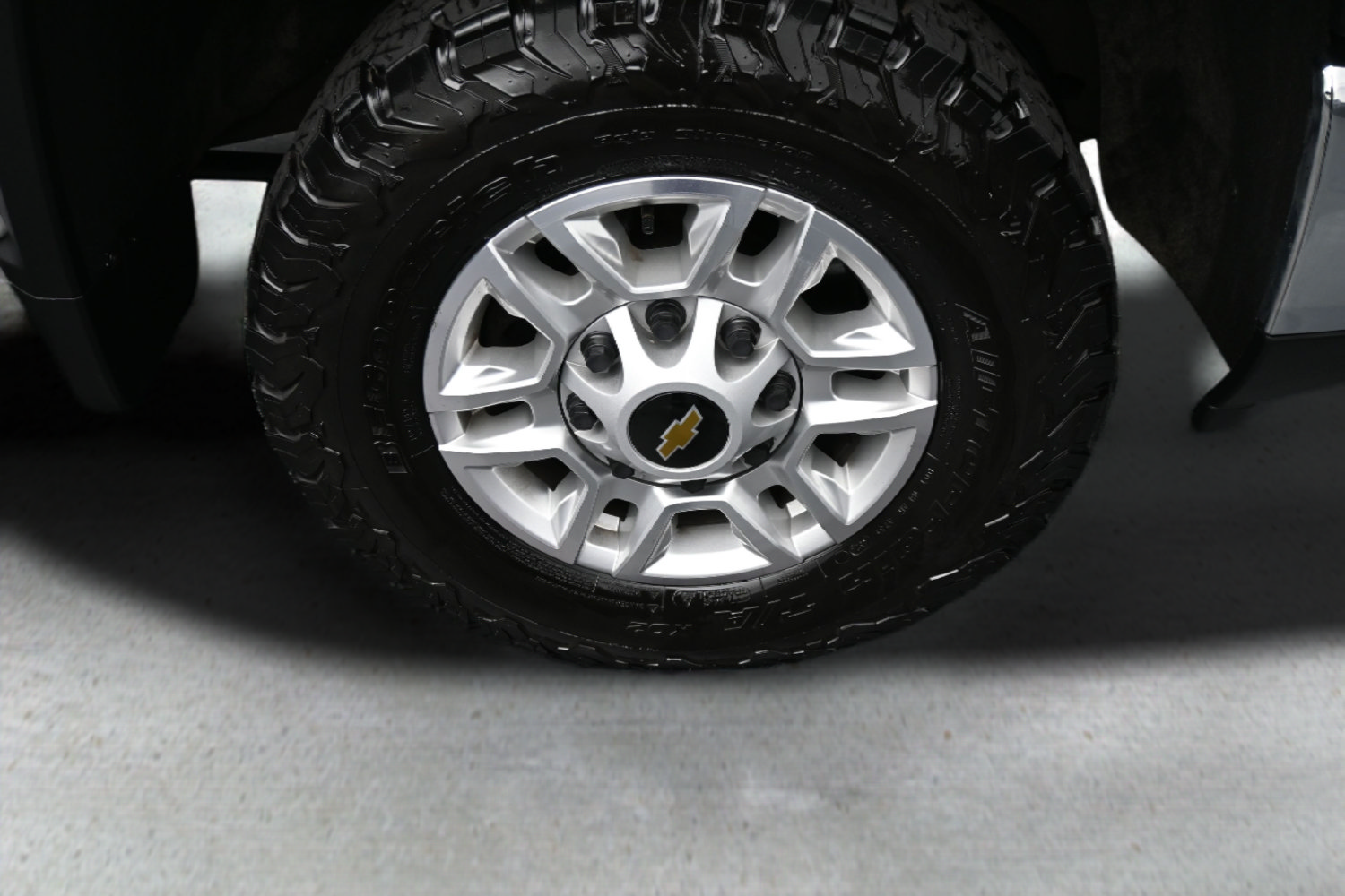 Used 2025 Chevrolet Silverado 2500 LT w/ Convenience Package AWD/4WD image 23