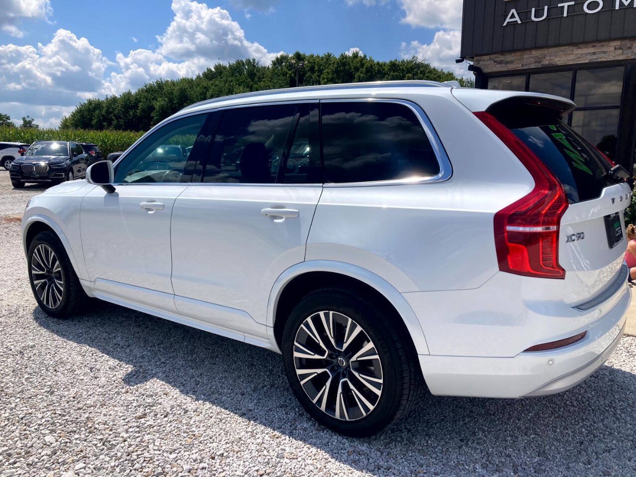Used 2022 Volvo XC90 T6 Momentum w/ Climate Package AWD/4WD image 5