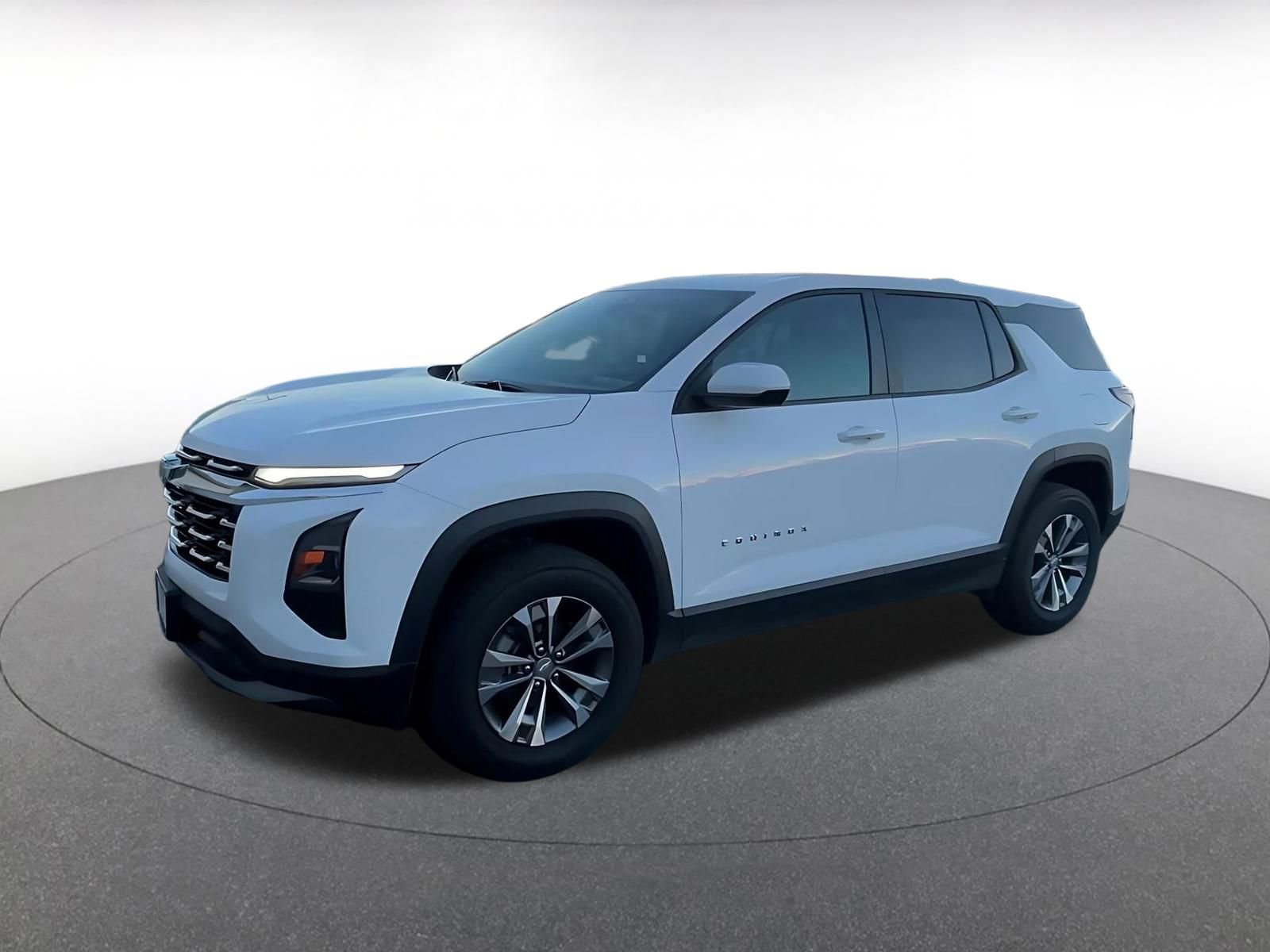 Used 2025 Chevrolet Equinox LT FWD image 8