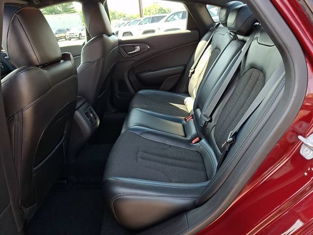 Used 2015 Chrysler 200 S w/ Navigation & Sound Group I AWD/4WD image 10
