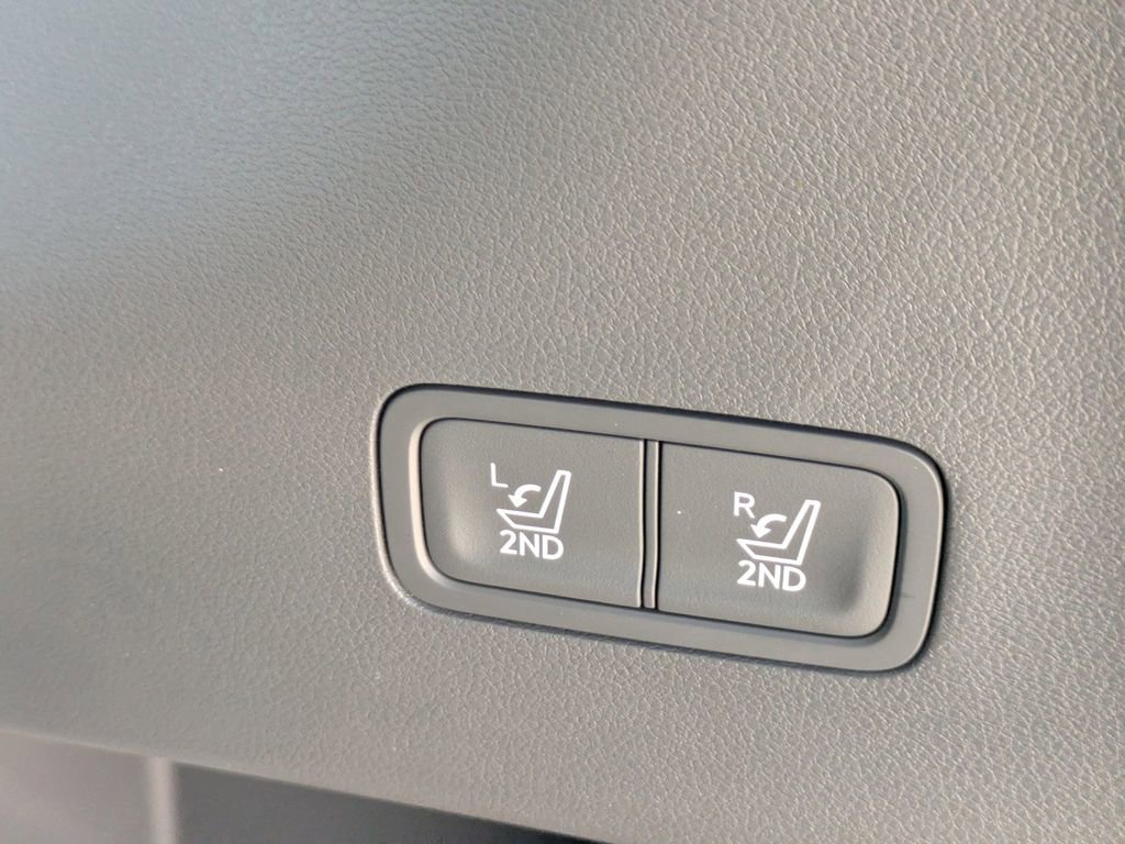 New 2026 Hyundai Santa Fe SE image 13