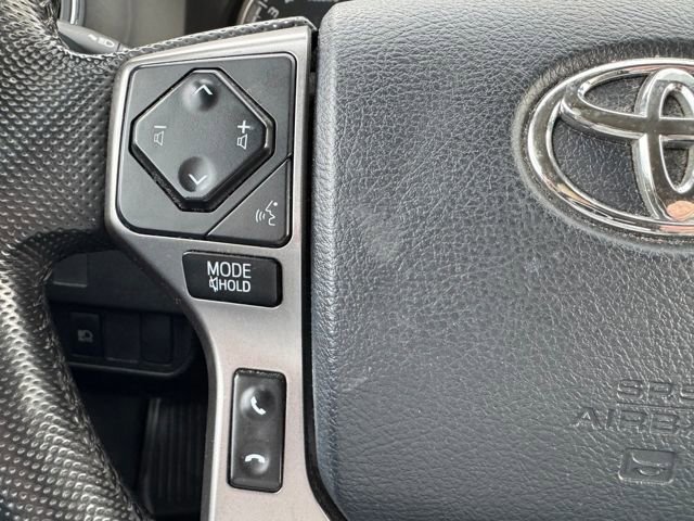 Used 2020 Toyota Tacoma SR5 image 38