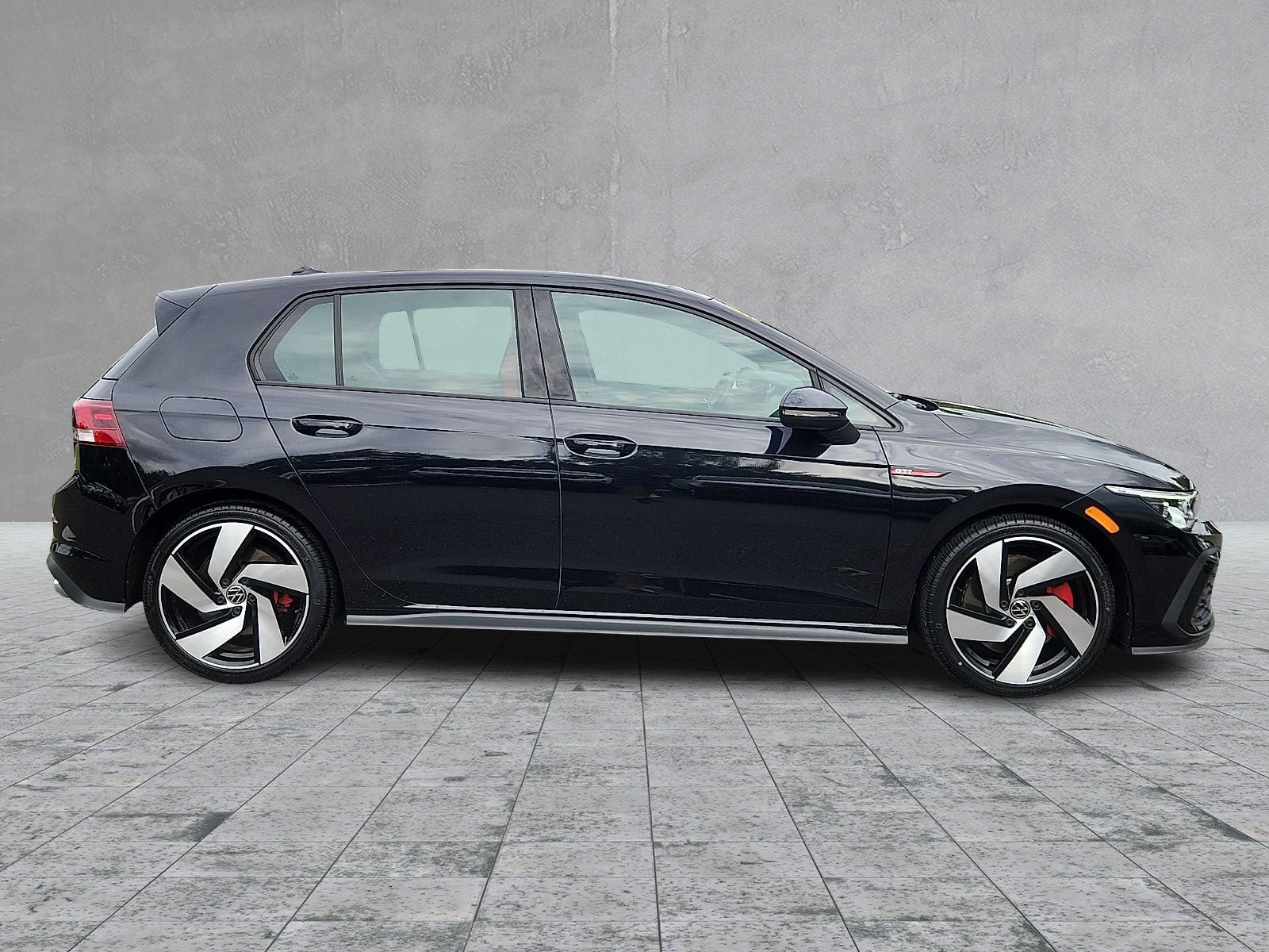 Used 2023 Volkswagen GTI SE FWD image 7