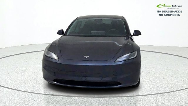 Used 2025 Tesla Model 3 RWD image 2