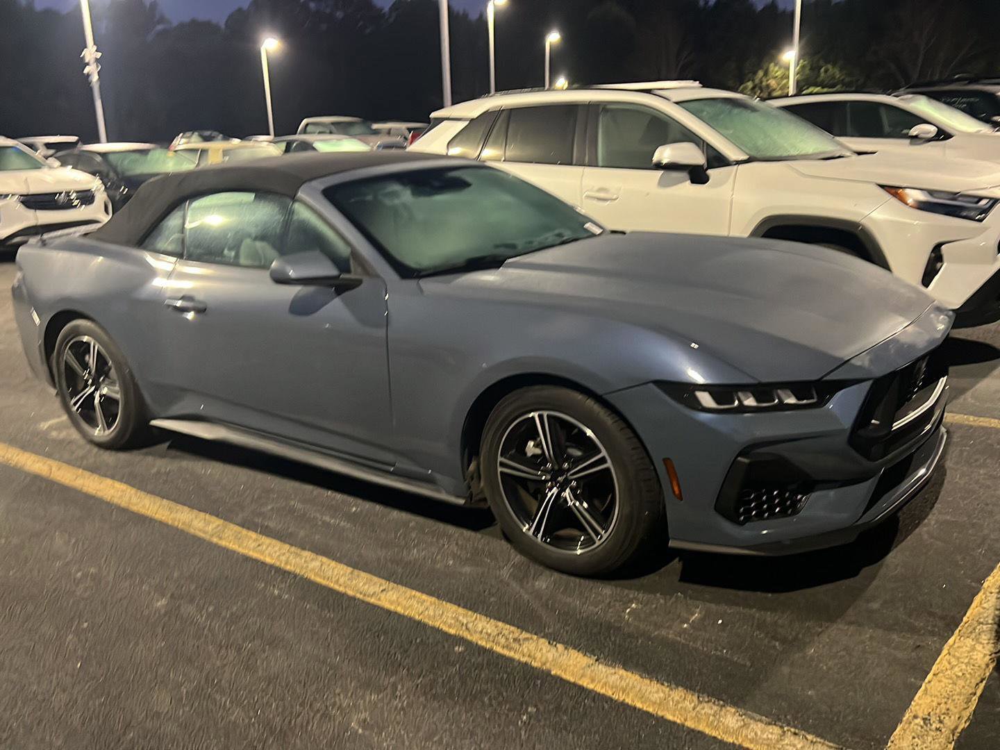 Used 2024 Ford Mustang Premium image 9