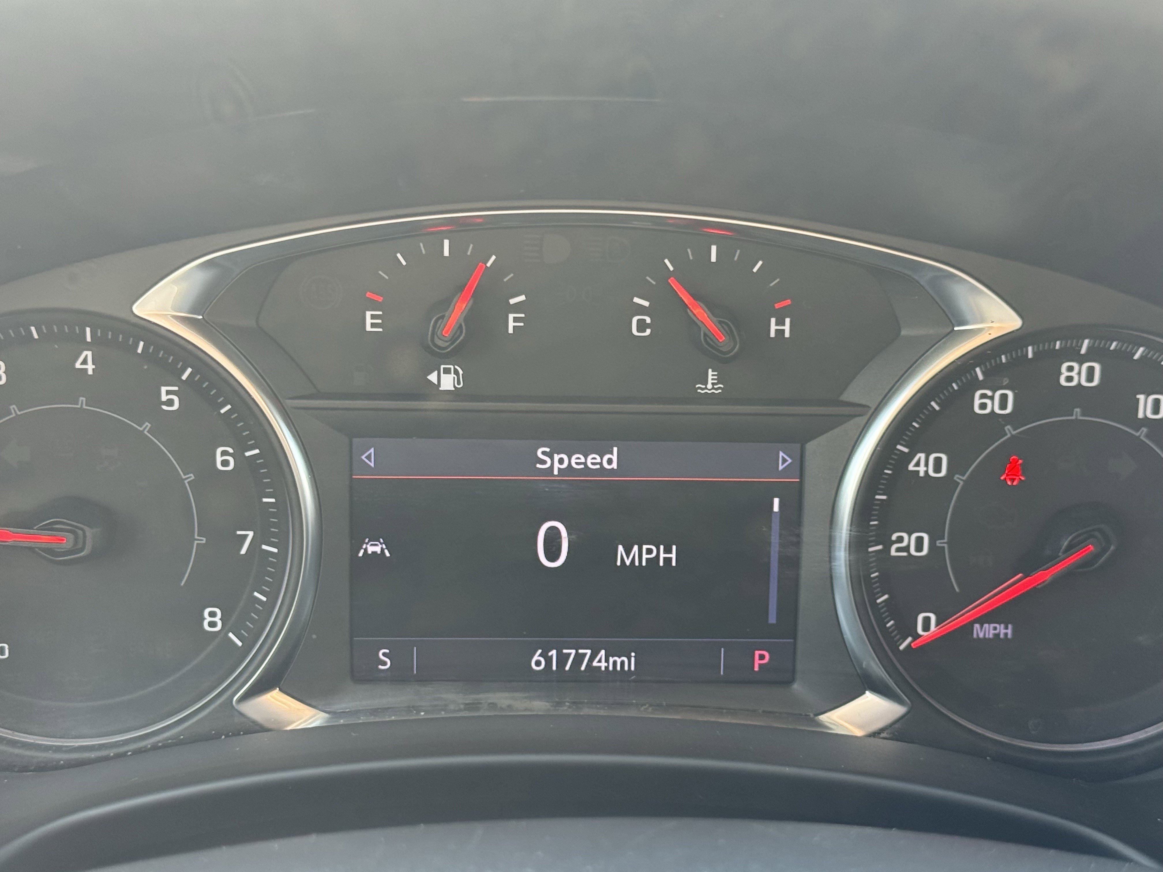 Used 2023 GMC Terrain SLT image 11