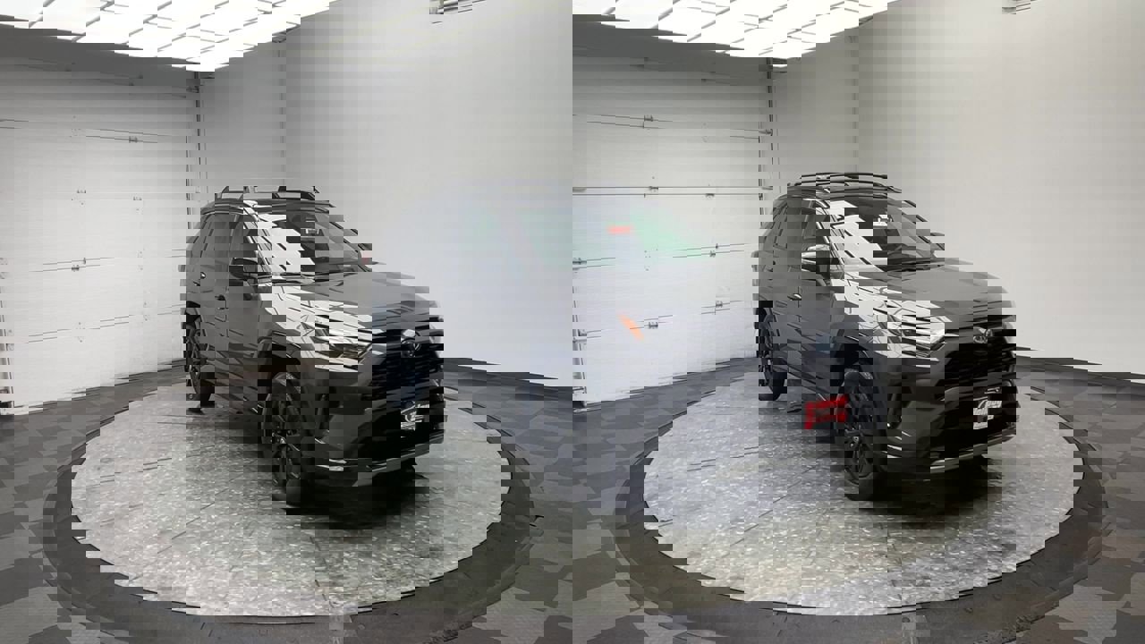 Used 2024 Toyota RAV4 XSE w/ Advanced Technology Package image 34
