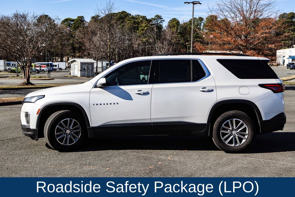 Used 2023 Chevrolet Traverse LT w/ LPO, Floor Liner Package image 4