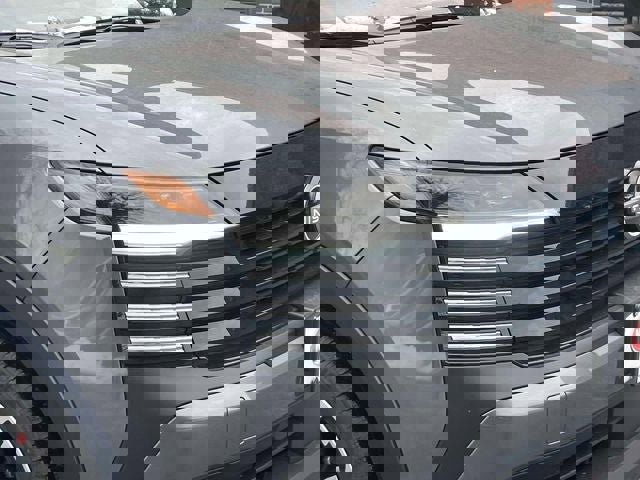 New 2025 Nissan Kicks SV w/ SV Premium Package image 9