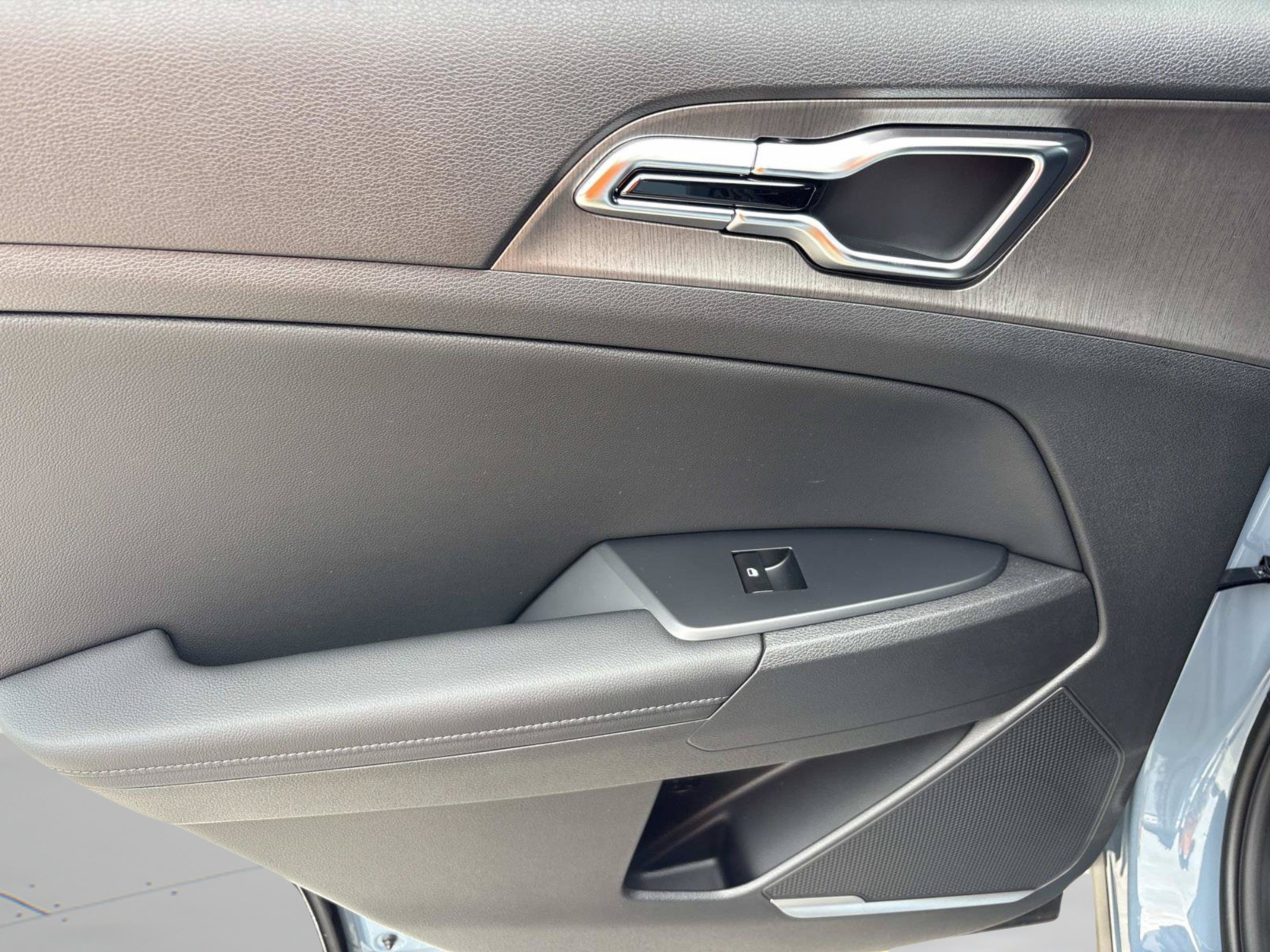 New 2027 Kia Sportage X-Line AWD/4WD image 16