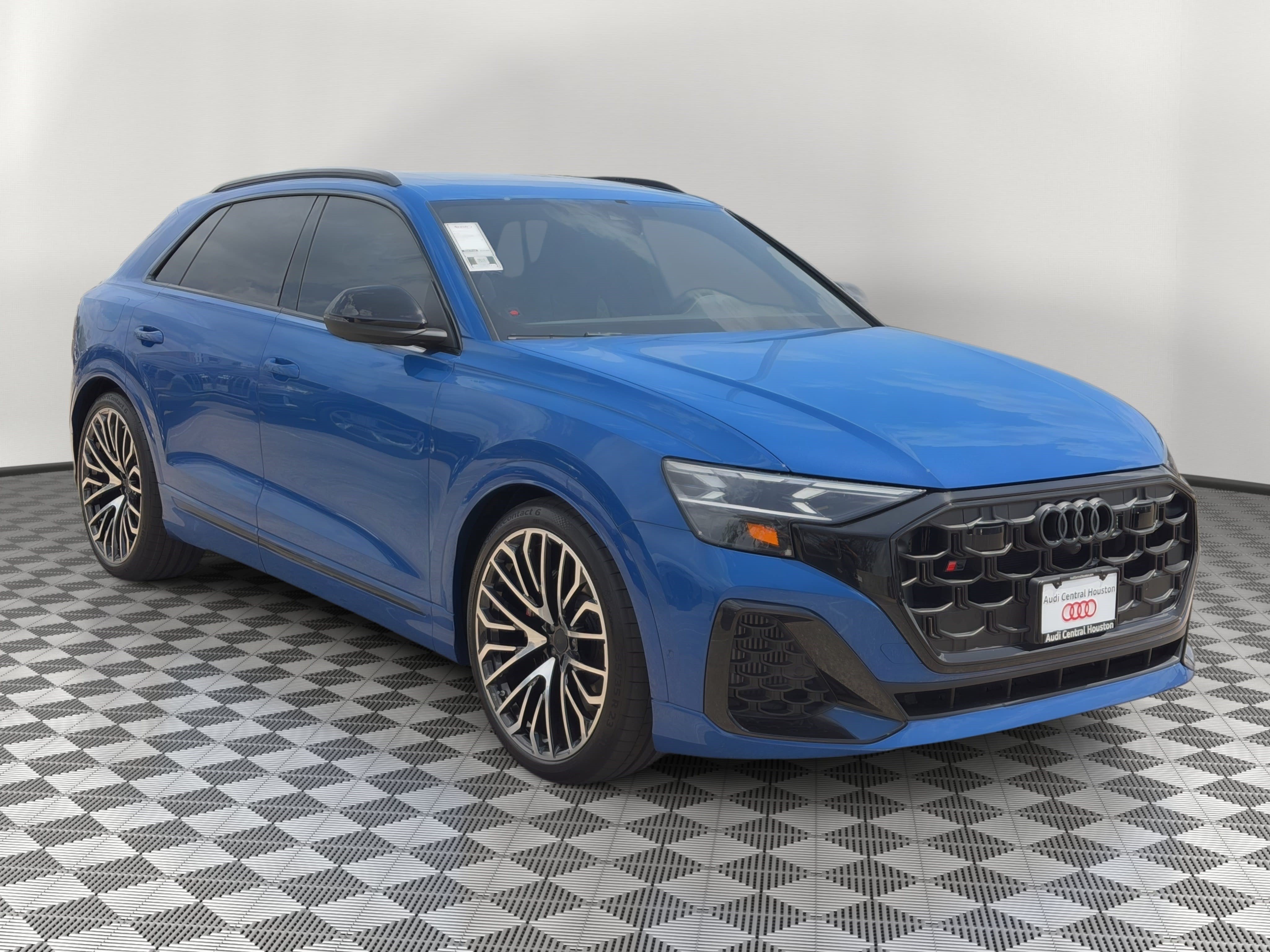New 2026 Audi SQ8 Prestige AWD/4WD image 7