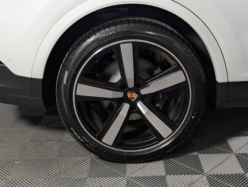 New 2026 Porsche Cayenne AWD/4WD image 13