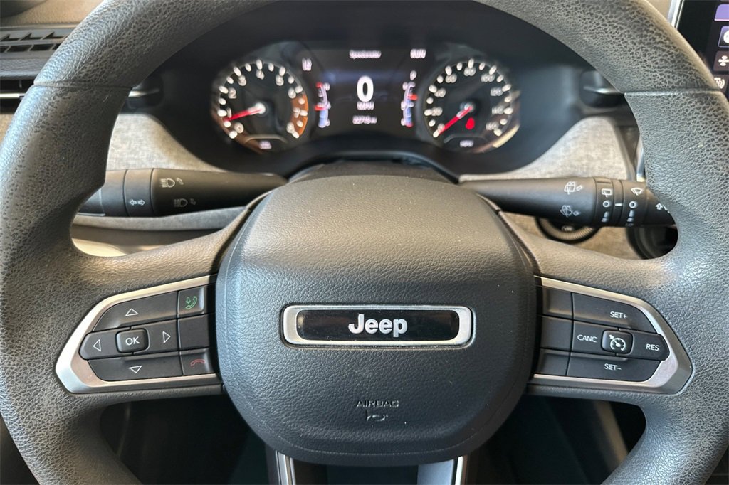 Used 2023 Jeep Compass Sport image 23
