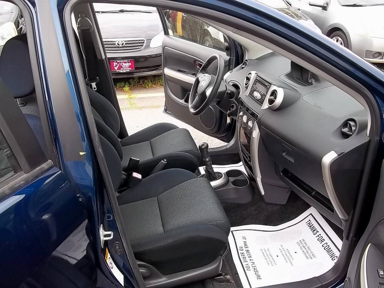 Used 2006 Scion xA FWD image 10