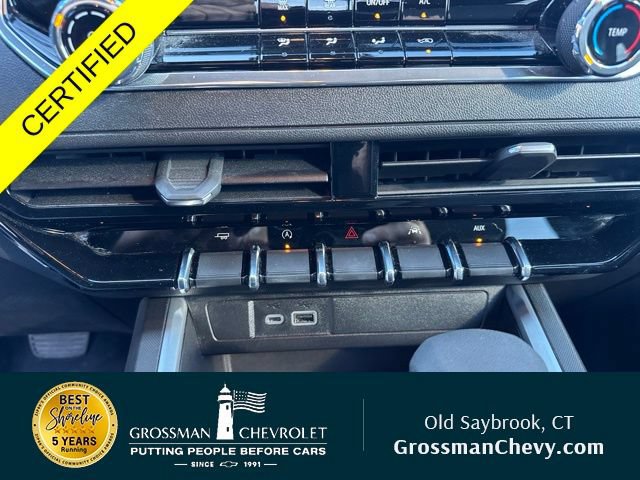 Used 2026 Chevrolet Colorado W/T RWD image 13