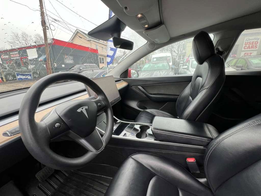 Used 2020 Tesla Model Y Long Range image 24