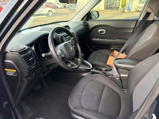 Used 2019 Kia Soul + FWD image 4