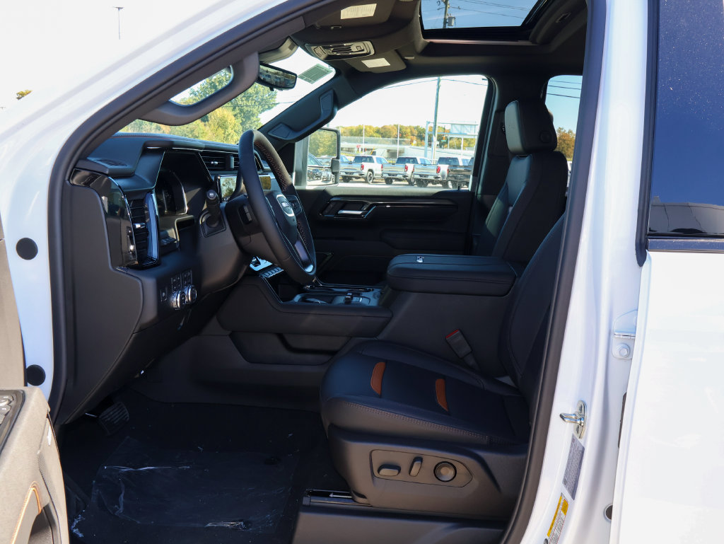 New 2026 GMC Sierra 2500 AT4 w/ AT4 Premium Plus Package AWD/4WD image 11