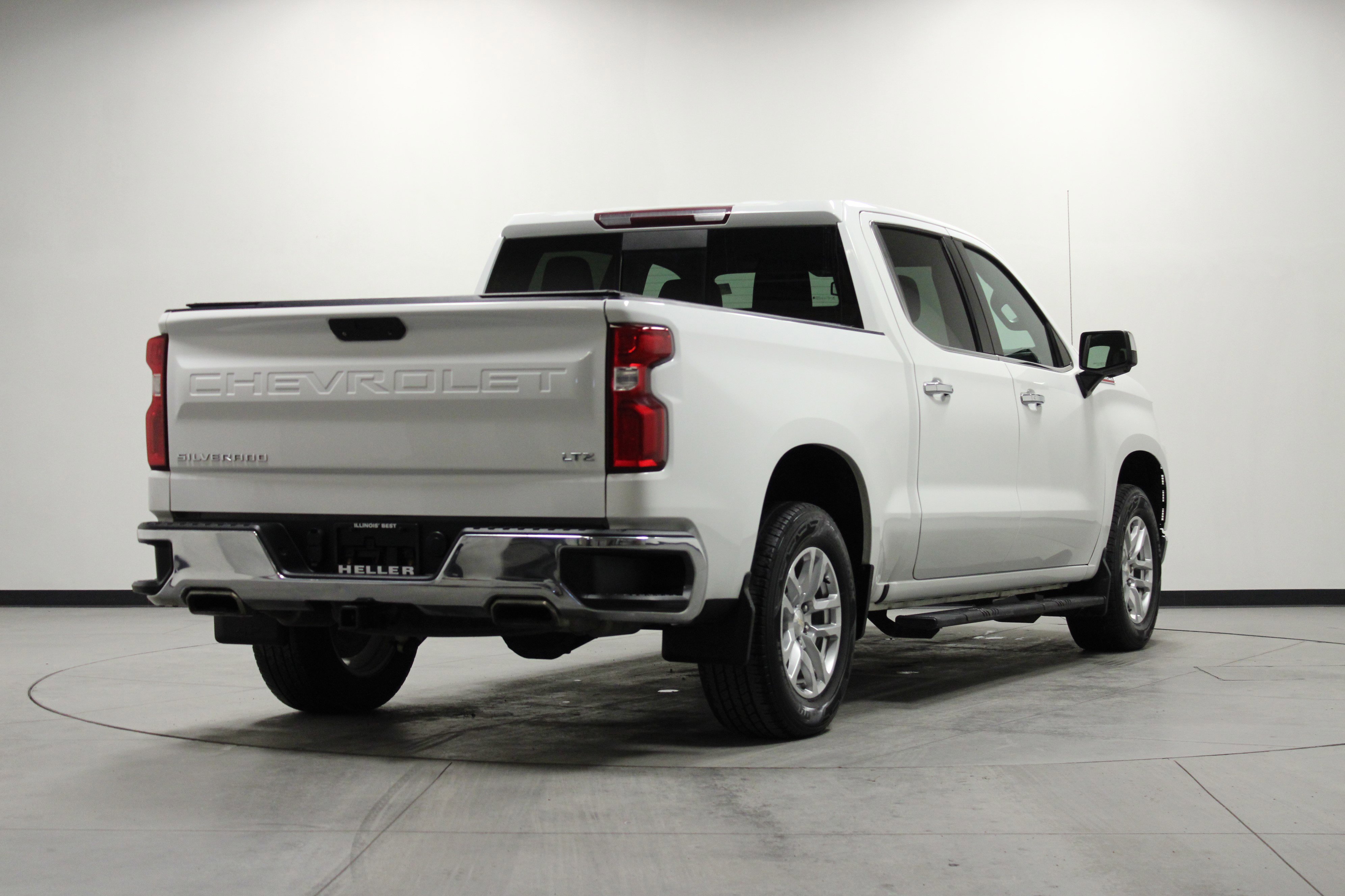 Used 2020 Chevrolet Silverado 1500 LTZ w/ LTZ Convenience Package image 4