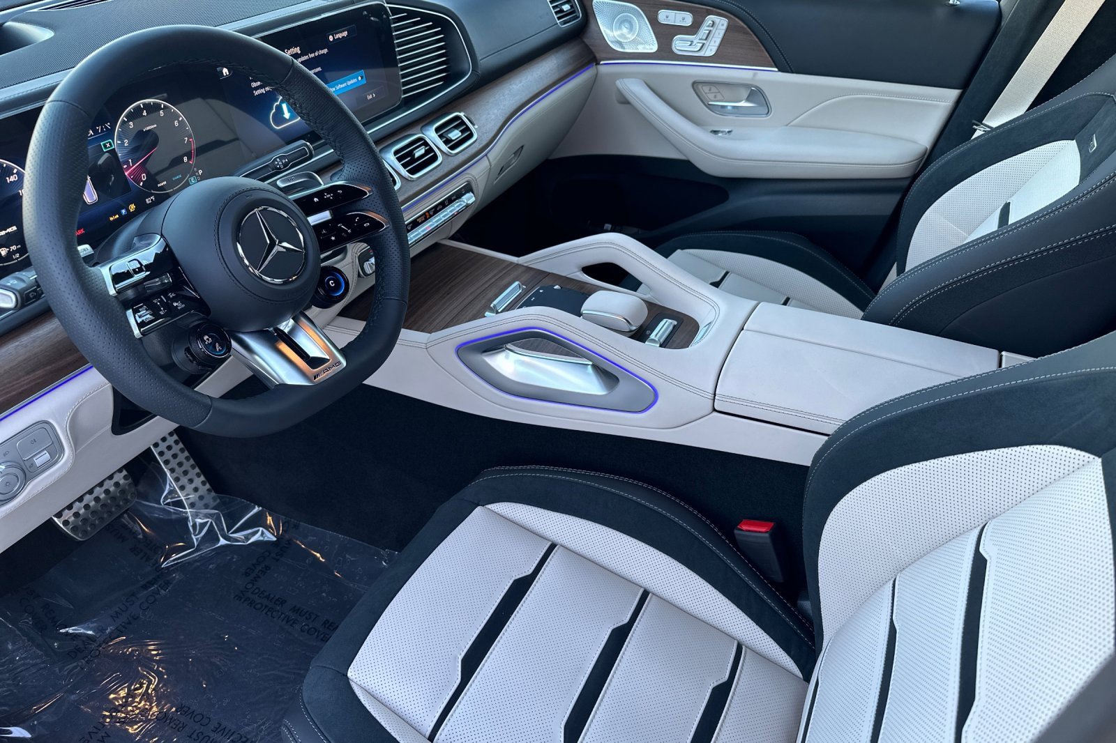 New 2026 Mercedes-Benz GLS 63 AMG 4MATIC image 8