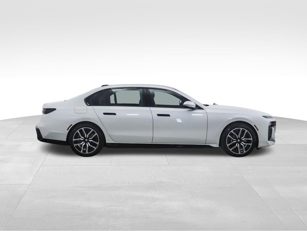 New 2026 BMW 740i xDrive w/ Premium Package image 6