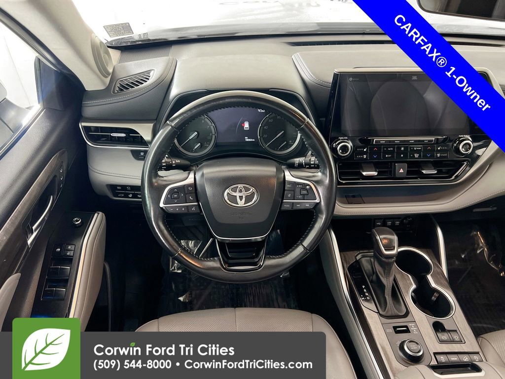 Used 2021 Toyota Highlander Limited image 28