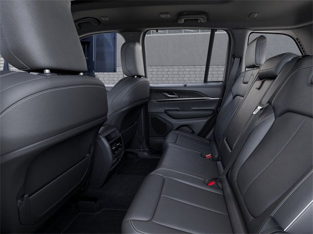 New 2025 Jeep Grand Cherokee Limited image 23
