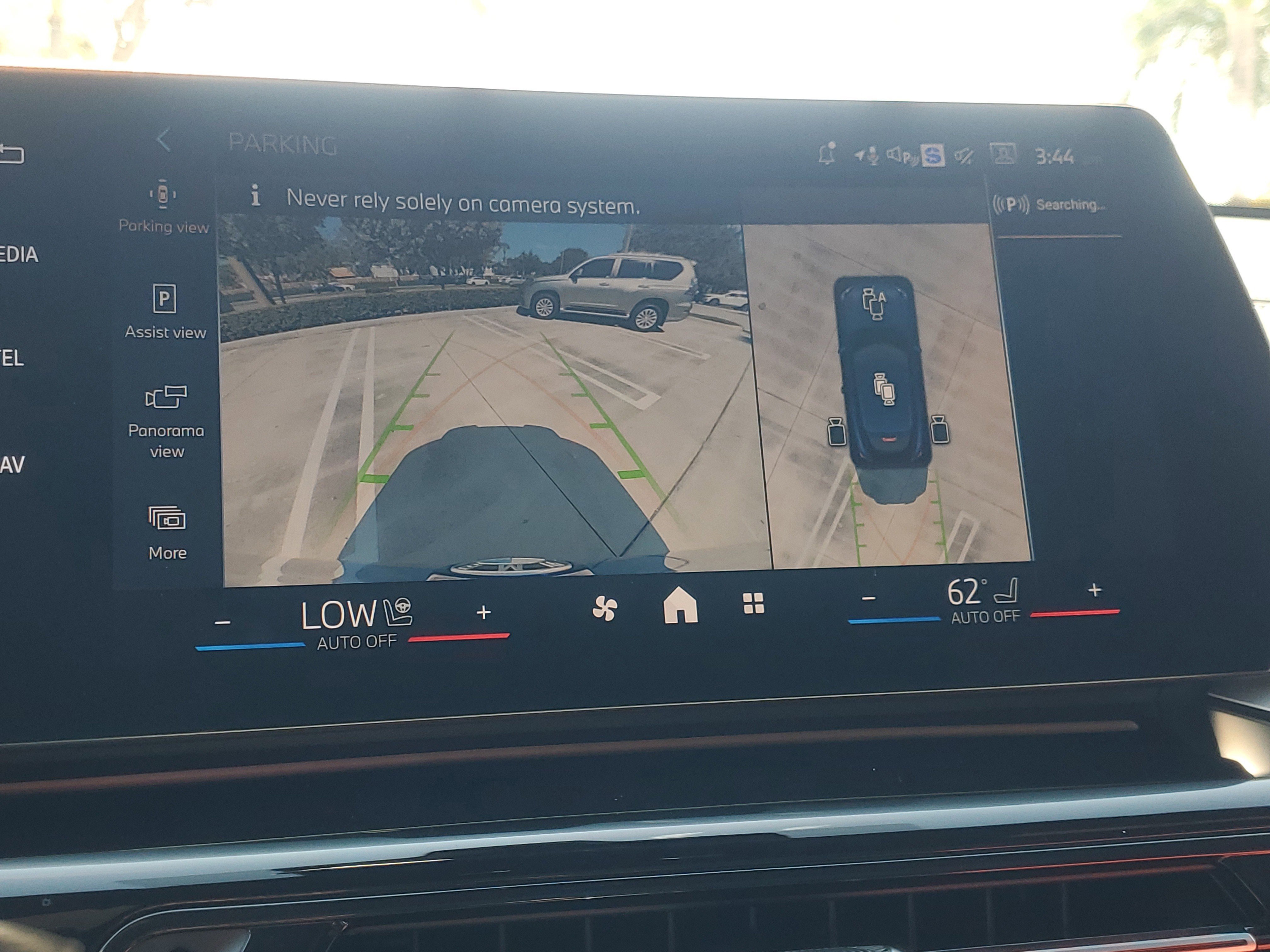 Used 2025 BMW X2 xDrive28i w/ Premium Package image 32