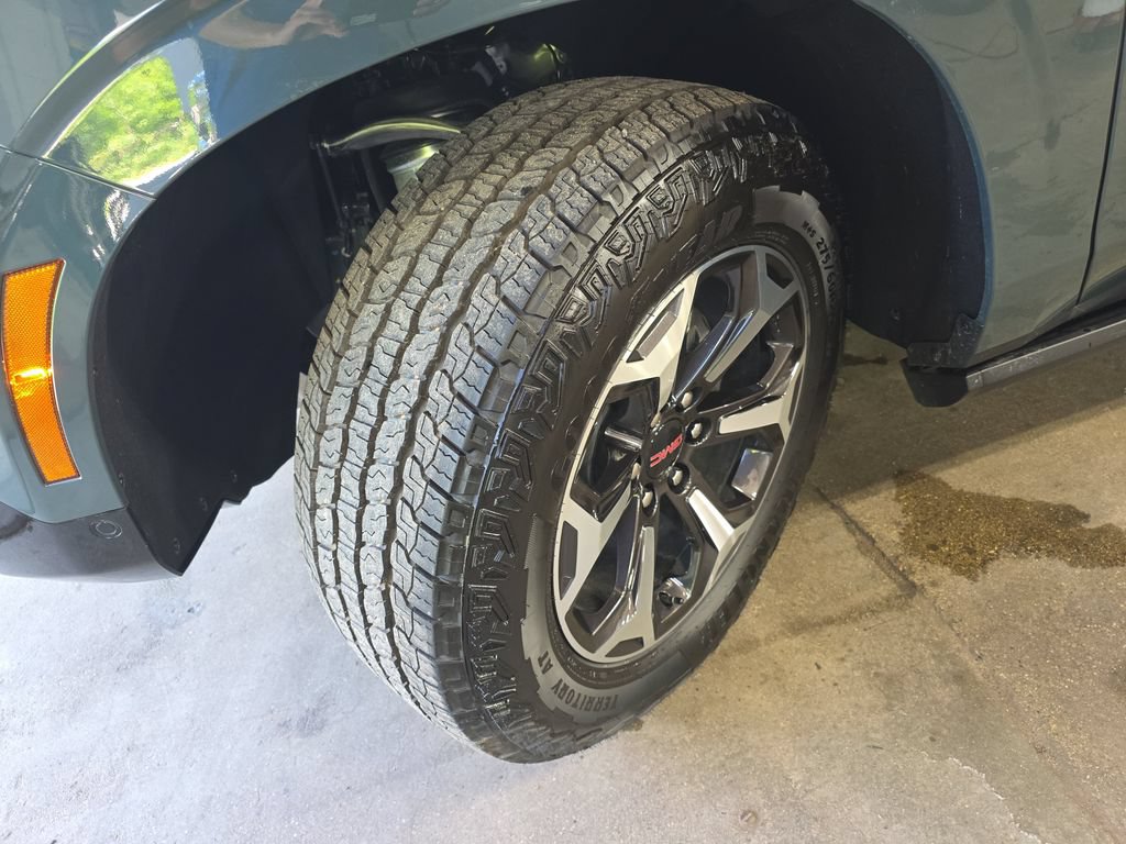 New 2026 GMC Yukon XL AT4 Ultimate AWD/4WD image 37