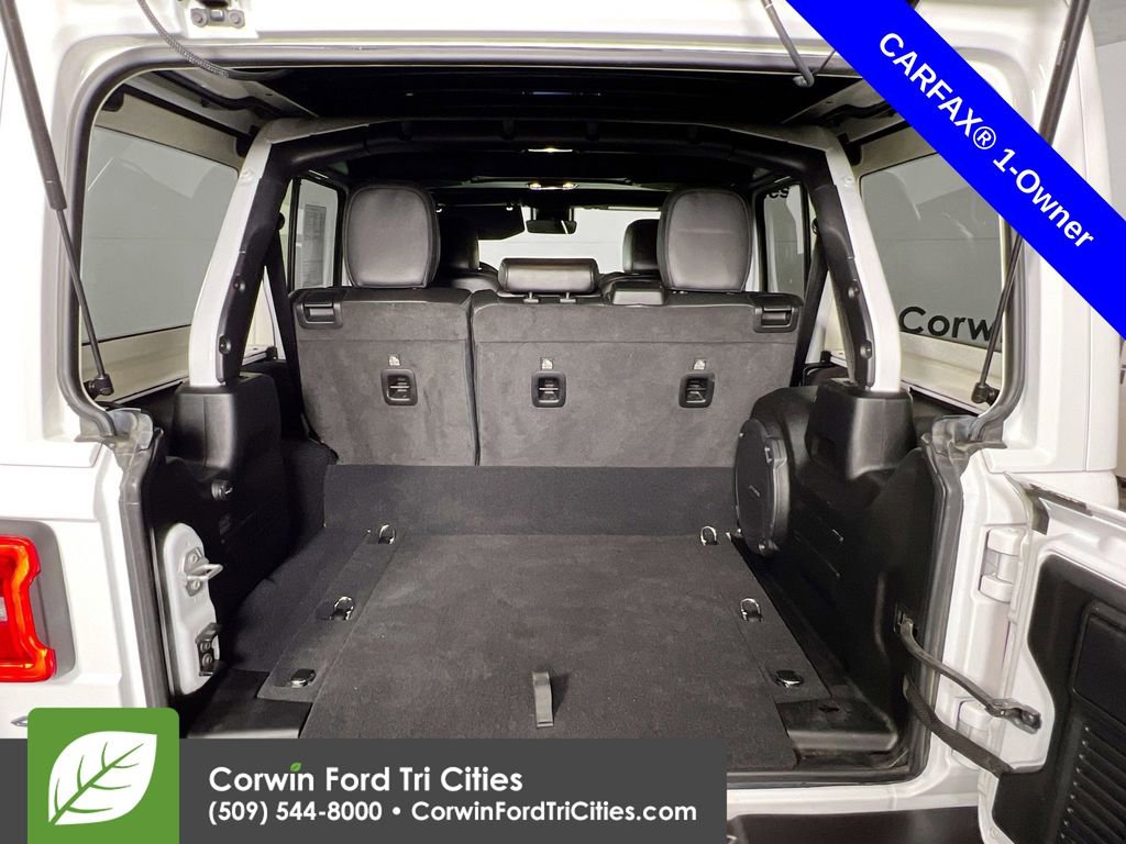 Used 2023 Jeep Wrangler Unlimited Sahara w/ Cold Weather Group image 14