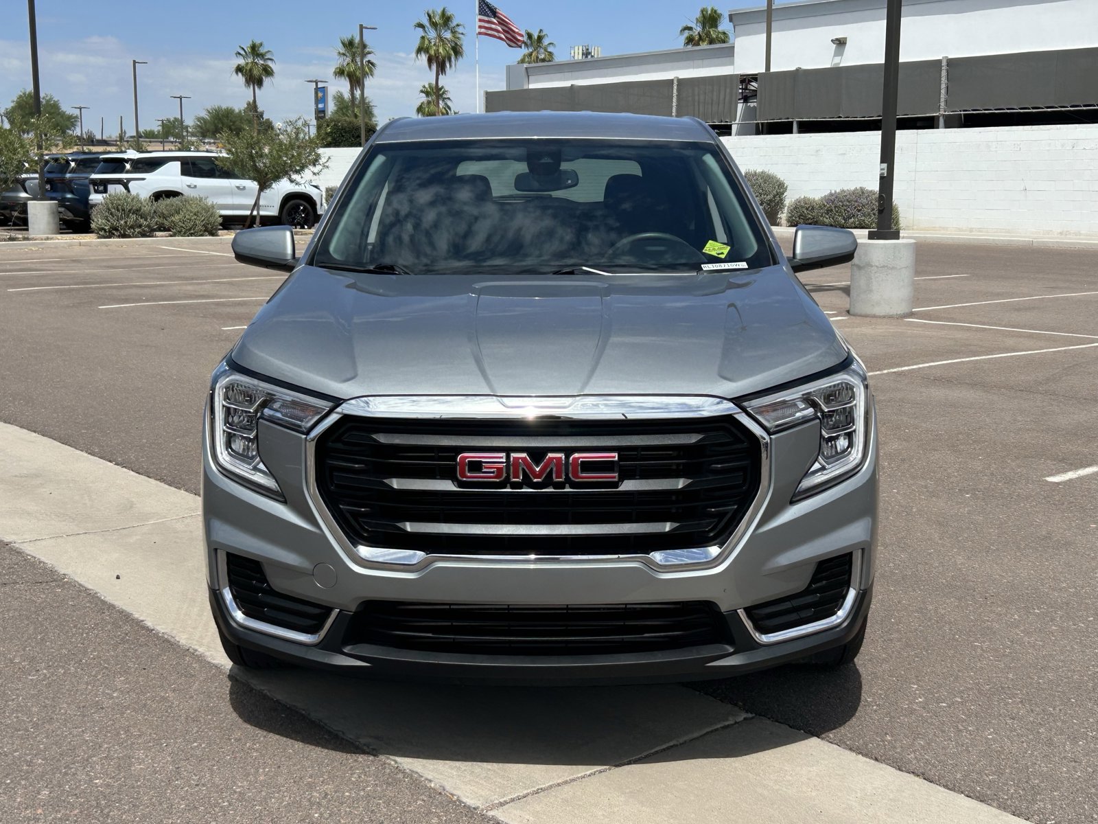 Certified 2024 GMC Terrain SLE FWD image 8