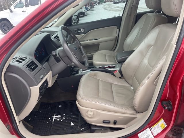 Used 2010 Ford Fusion SEL image 8