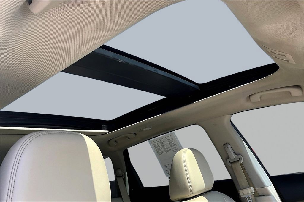 Used 2019 Nissan Murano Platinum w/ Cargo Package FWD image 28