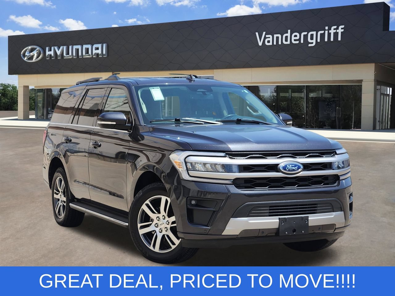 Used 2022 Ford Expedition XLT RWD image 1