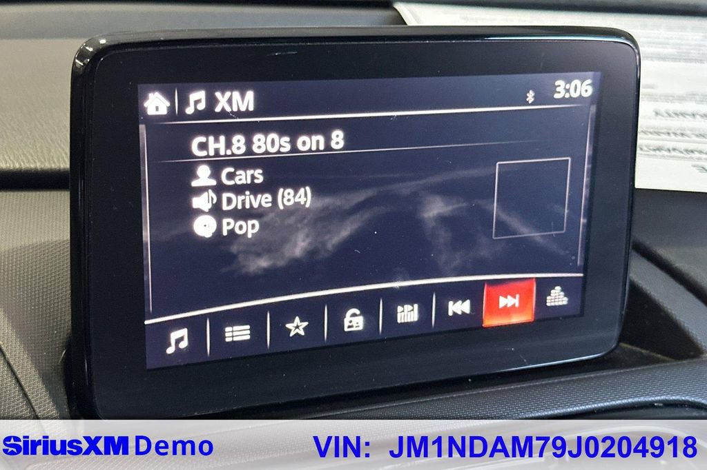 Used 2018 MAZDA MX-5 Miata RF Grand Touring image 25