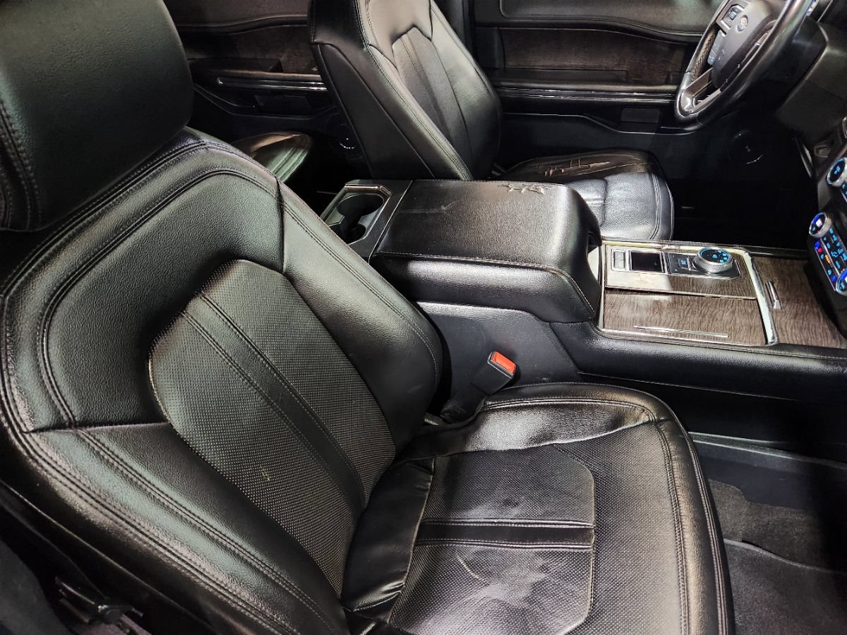 Used 2021 Ford Expedition Max Limited RWD image 31