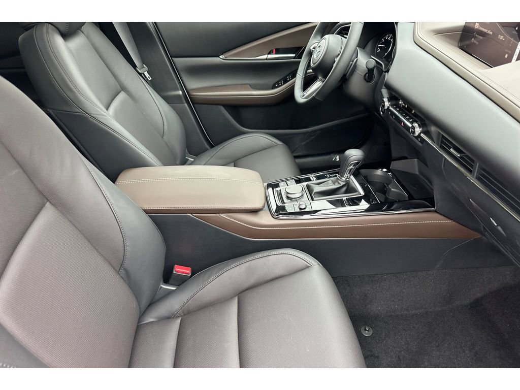 Certified 2025 MAZDA CX-30 2.5 Turbo w/ Premium Package image 14