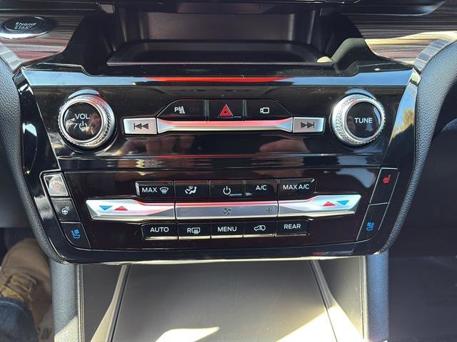 Certified 2022 Ford Explorer Limited w/ Equipment Group 301A image 23