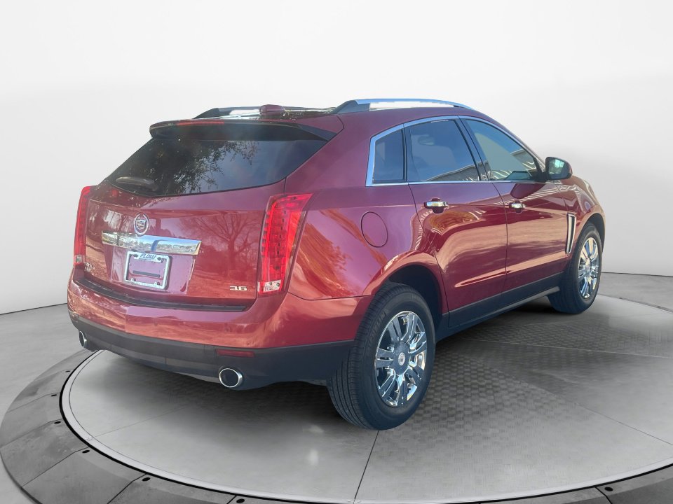 Used 2016 Cadillac SRX Luxury w/ Driver Awareness Package image 7