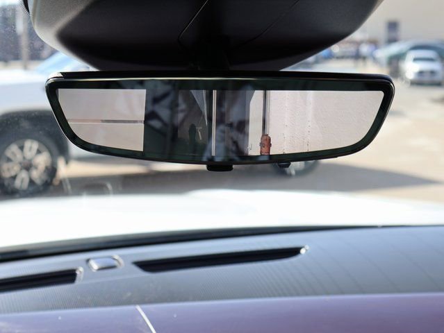 Certified 2021 Cadillac Escalade Sport Platinum image 34