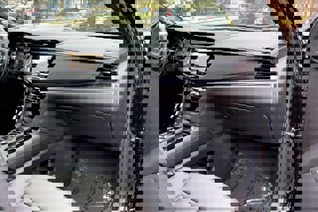 Used 2024 Cadillac XT5 Premium Luxury image 16