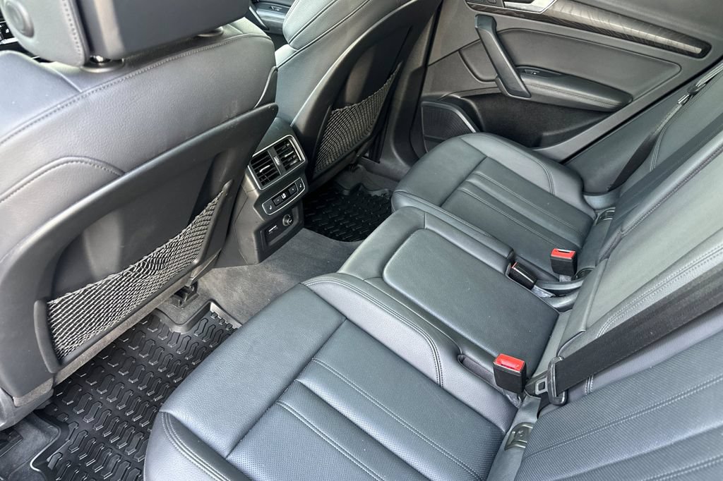 Used 2019 Audi Q5 2.0T Premium Plus w/ Premium Plus Package AWD/4WD image 12
