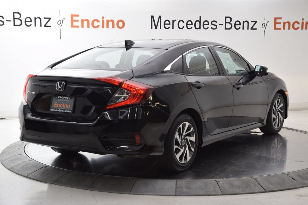 Used 2018 Honda Civic EX image 6