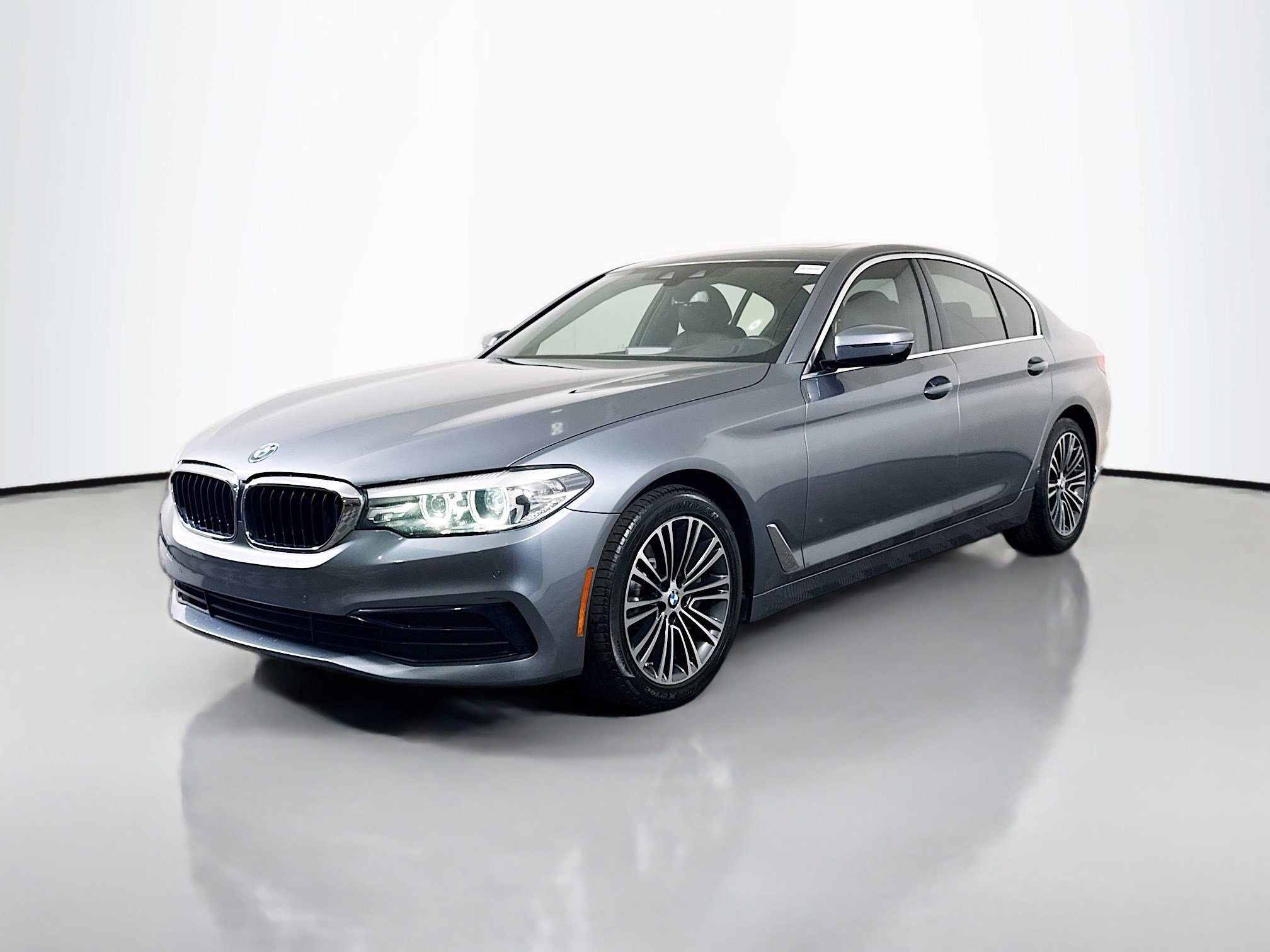 Used 2019 BMW 530i RWD image 4