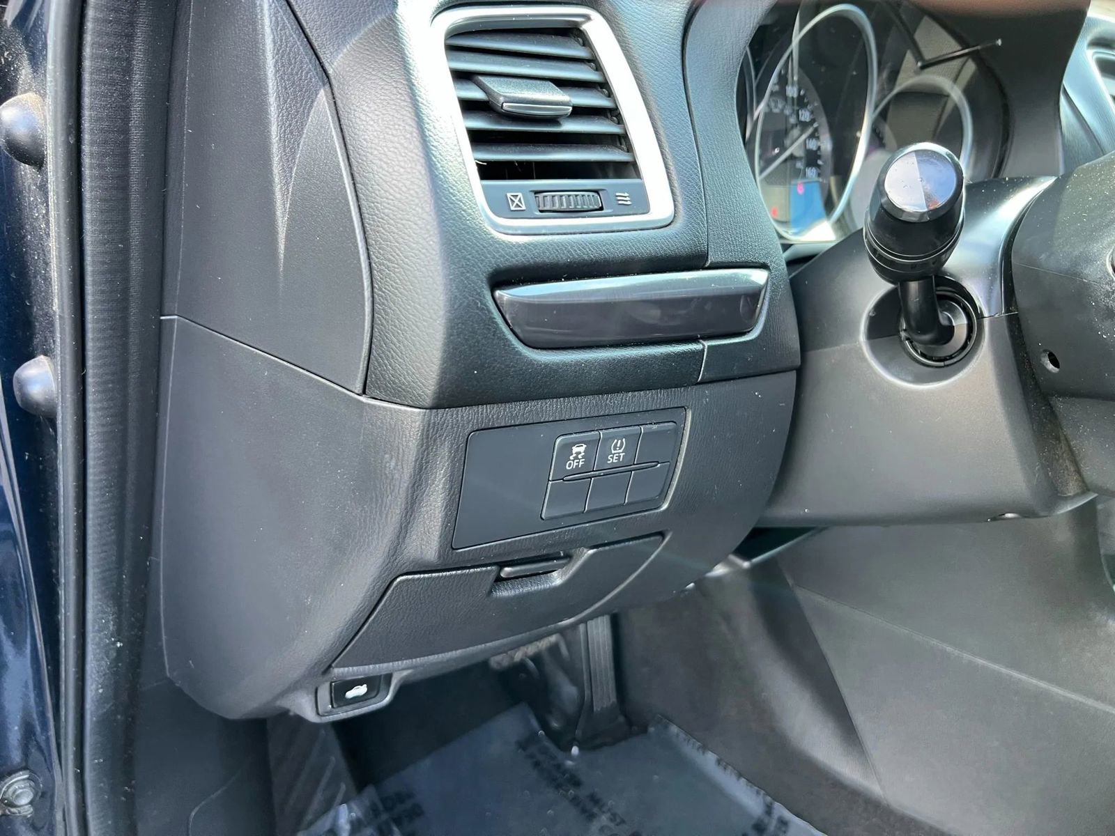 Used 2015 MAZDA MAZDA6 Sport FWD image 14