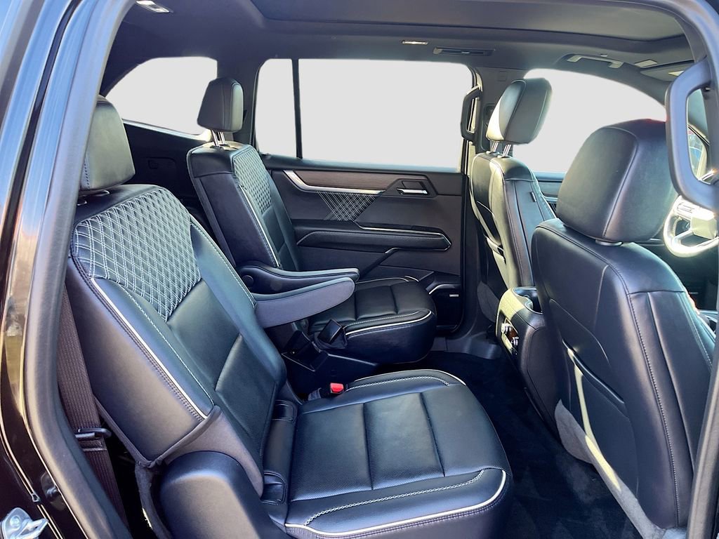 Used 2024 GMC Acadia Denali w/ Super Cruise Package image 30