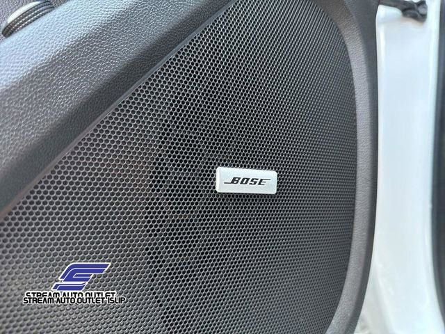 Used 2023 Chevrolet Traverse RS image 36